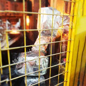 阻燃机器人防护服怎样助力铸造机器人作业？