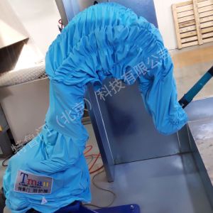机器人防护服在金属制品喷漆生产线中的关键应用