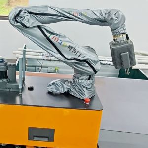 车间巡检机器人防尘防护服的作用与重要性