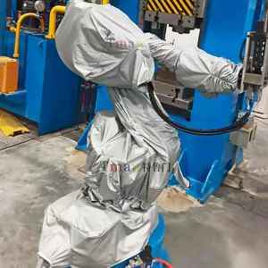 新松SR20A机器人防尘防护服功能作用