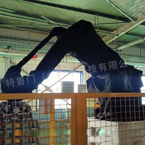 化工车间机器人防护服定制要点